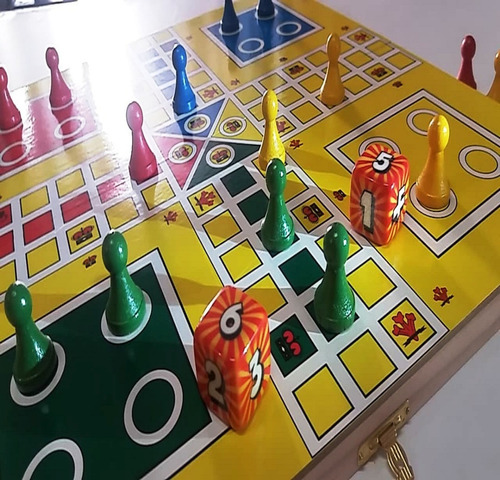 Pinos Em Madeira Jogo Tabuleiro De Ludo E 2 Dados Flash